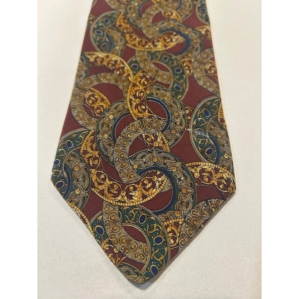 METROPOLITAN MUSEUM OF ART - Men's 100% Silk‎ Paisley Tie - 56" x 3.75"